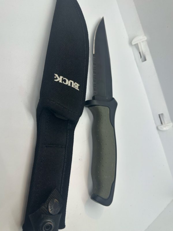 Buck 655 Nighthawk Fixed Blade Knife Partially Serrated USA w/ Sheath