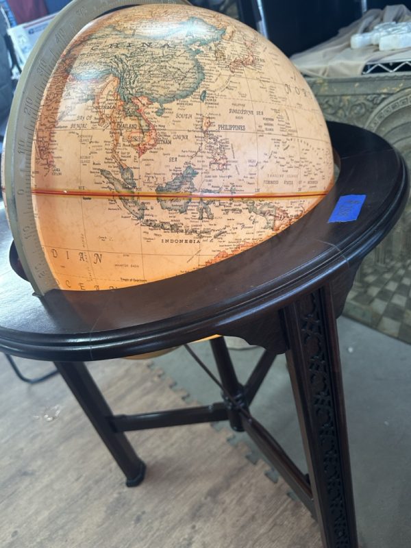 tagi-000014-05 Vintage Replogle Heirloom Globe on Wood Tripod Stand Approx 16 in